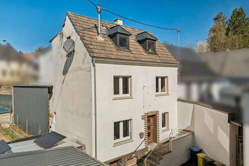 Foto - Haus zum Kaufen in Heistenbach 89.000,00 € 123 m²