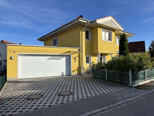 Foto - Haus zum Kaufen in Bobingen 899.000,00 € 248 m²