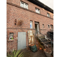 Haus zum Kaufen in Duisburg 230.000,00 € 90 m²
