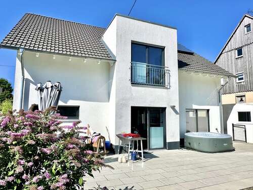 Foto - Haus zum Kaufen in Dunningen 599.000,00 € 169 m²