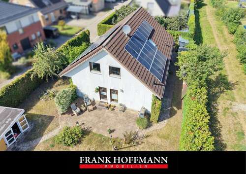 Foto - Haus zum Kaufen in Kölln-Reisiek 670.000,00 € 180.25 m²