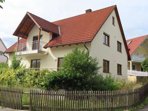 Foto - Haus zum Kaufen in Langquaid Niederleierndorf 620.000,00 € 183.2 m²
