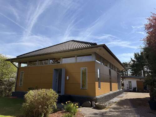 Foto - Haus zum Mieten in Rheinbach 3.000,00 € 255 m²