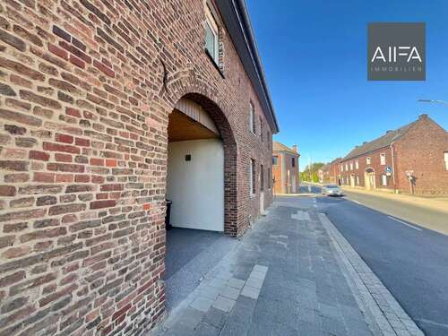 Foto - Haus zum Kaufen in Linnich-Gereonsweiler 269.000,00 € 216 m²