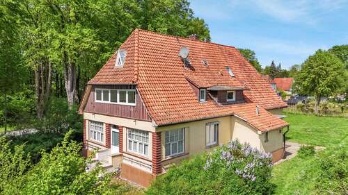 Foto - Haus zum Kaufen in Hameln 225.000,00 € 194.57 m²