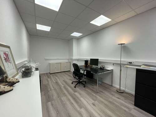 Foto - Büro in Bochum 850,00 € 36 m² - 850,00&nbsp;EUR Kaltmiete, ca.&nbsp; 36,00&nbsp;m&sup2;