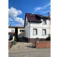 Haus zum Kaufen in Mörfelden-Walldorf 630.000,00 € 190 m²