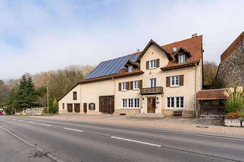 Foto - Haus zum Kaufen in Klettgau 810.000,00 € 450 m²