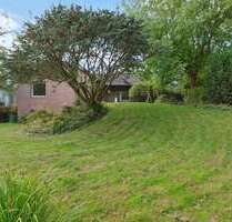 Haus zum Kaufen in Wachtberg 549.000,00 € 260 m²