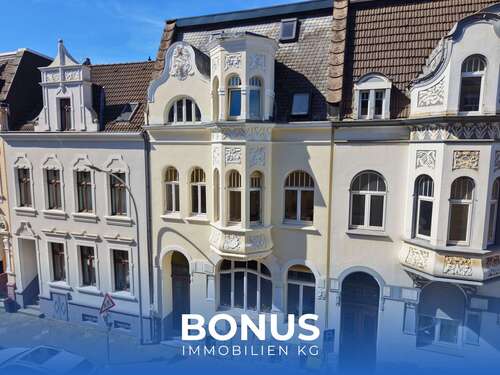 Foto - Haus zum Kaufen in Mönchengladbach 715.000,00 € 274 m²