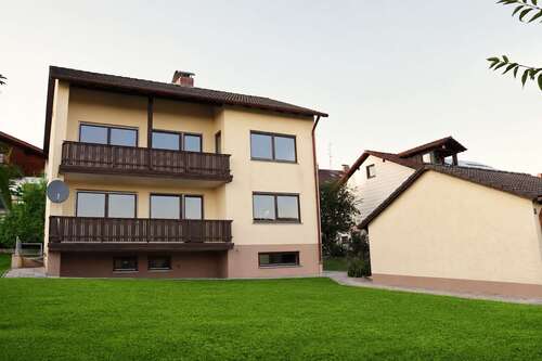 Foto - Haus zum Kaufen in Marklkofen 349.000,00 € 160 m²