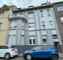 Haus zum Kaufen in Krefeld 470.000,00 € 302 m²