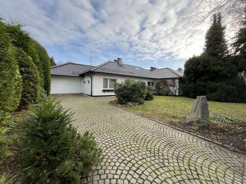 Foto - Haus zum Kaufen in Solingen 615.000,00 € 220 m²