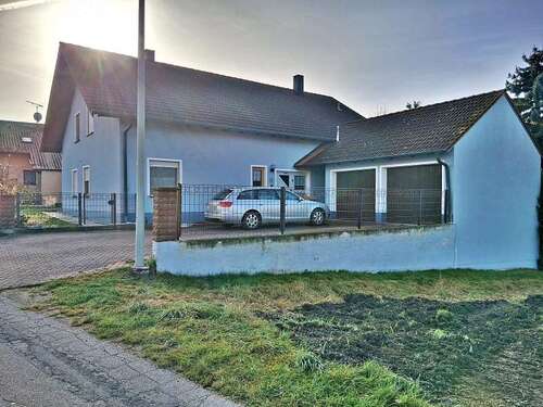 Foto - Haus zum Kaufen in Nittenau 279.000,00 € 133 m²