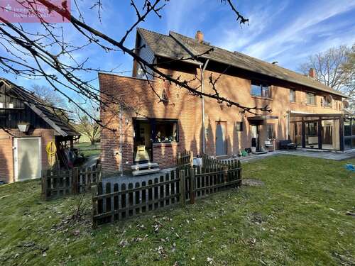 Foto - Haus zum Kaufen in Wedemark 398.000,00 € 228 m²