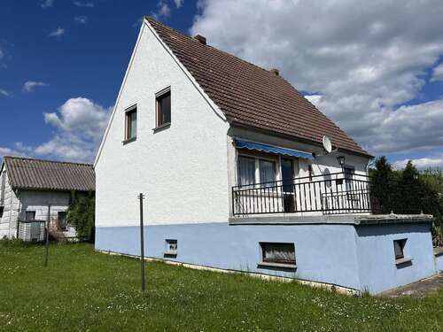Foto - Haus zum Kaufen in Rhönblick 129.000,00 € 116 m²