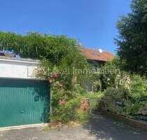 Haus zum Kaufen in Alteglofsheim 260.000,00 € 225 m²