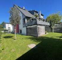 Haus zum Mieten in Uttenreuth 2.150,00 € 178 m²