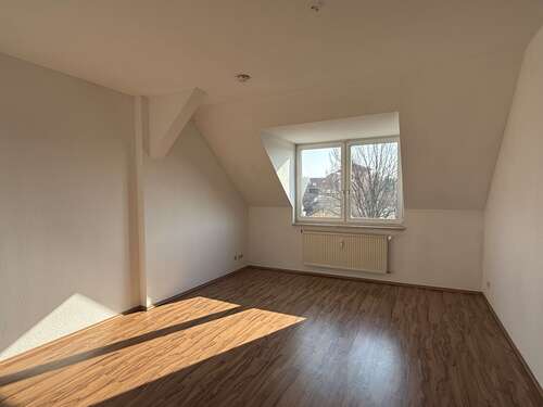 Foto - Wohnung zum Mieten in Halle 350,00 € 38 m²