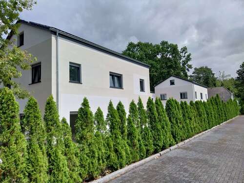 Foto - Haus zum Kaufen in Falkensee 875.000,00 € 150 m²