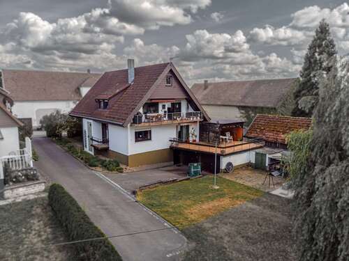 Foto - Haus zum Kaufen in Althengstett 549.000,00 € 200.45 m²