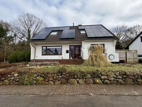 Foto - Haus zum Kaufen in Nordhastedt 345.000,00 € 162 m²