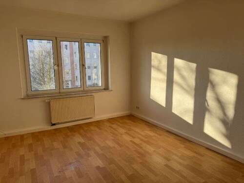 Foto - Wohnung zum Mieten in Dessau-Roßlau 362,00 € 37.28 m²