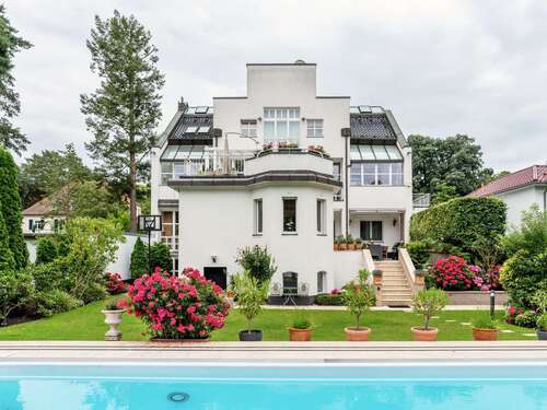 Foto - Haus zum Kaufen in Berlin 3.450.000,00 € 585 m²