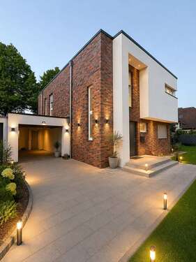 Foto - Haus zum Mieten in Meerbusch 3.200,00 € 200 m²