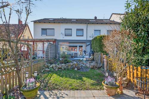 Foto - Haus zum Kaufen in Ilten 275.000,00 € 104 m²