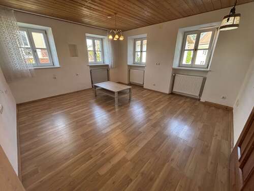 Foto - Wohnung zum Mieten in Buchbach 720,00 € 61 m²