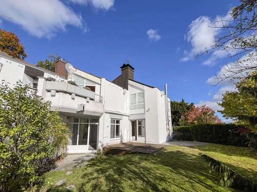 Foto - Haus zum Kaufen in Wiesbaden 690.000,00 € 157.96 m²