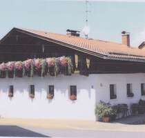 Haus zum Kaufen in Freyung 270.000,00 € 260.86 m²