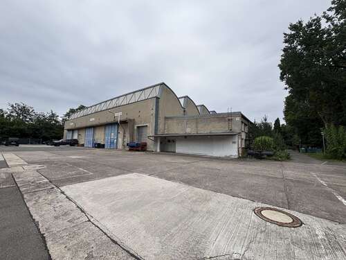 Foto - Halle in Berlin 11.497,20 € 2145 m²