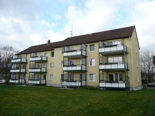 Foto - Wohnung zum Mieten in Hameln 315,64 € 54.42 m²