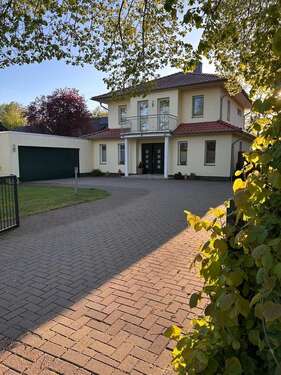 Foto - Haus zum Kaufen in Hude 749.000,00 € 149 m²