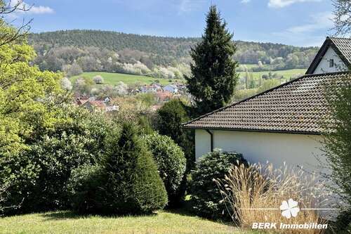 Foto - Haus zum Kaufen in Bessenbach 990.000,00 € 411.93 m²