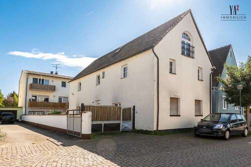 Foto - Haus zum Kaufen in Florstadt Nieder-Florstadt 449.000,00 € 345 m²