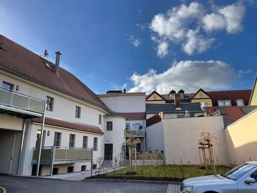 Foto - Wohnung zum Mieten in Altenburg 680,00 € 91 m²