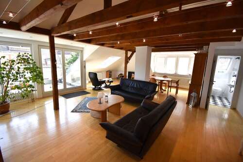 Foto - Haus zum Kaufen in Stuttgart Bad Cannstatt 2.075.000,00 € 568.8 m²