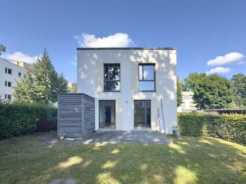 Foto - Haus zum Mieten in Hamburg 2.365,38 € 189 m²