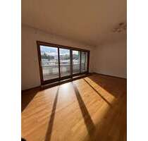 Wohnung zum Mieten in Landshut 1.078,00 € 77 m²