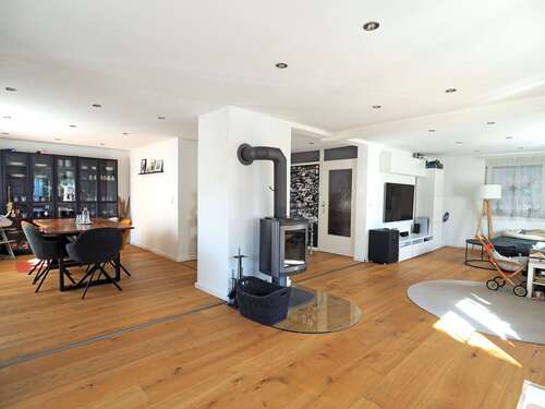 Foto - Haus zum Kaufen in Uhingen 699.000,00 € 165 m²