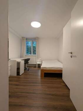 Foto - WG-Zimmer in Stuttgart 560,00 € 13 m²