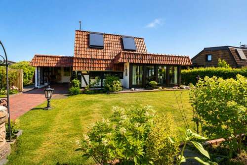 Foto - Haus zum Kaufen in Butjadingen Burhave 325.000,00 € 116.91 m²