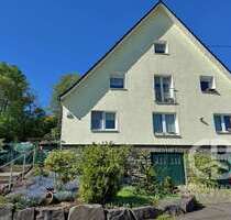 Haus zum Kaufen in Bergneustadt-Pernze 429.000,00 € 147 m²