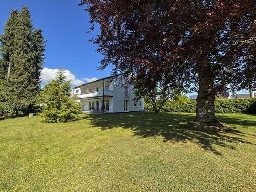 Foto - Haus zum Kaufen in Neusäß 1.490.000,00 € 206 m²