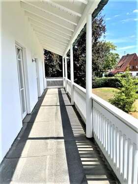 Foto - Haus zum Kaufen in Neusäß 1.490.000,00 € 206 m²