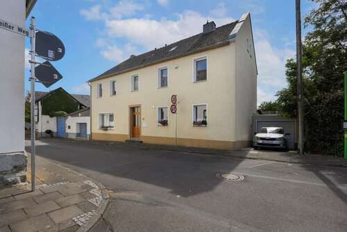 Foto - Haus zum Kaufen in Wachtberg 449.000,00 € 162 m²