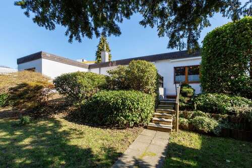 Foto - Haus zum Kaufen in Leverkusen 598.000,00 € 197 m²